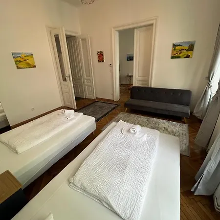 Centrally-Located Authentic Apartment Wien Exterior foto