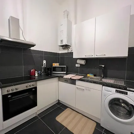 Centrally-Located Authentic Apartment Wien Exterior foto