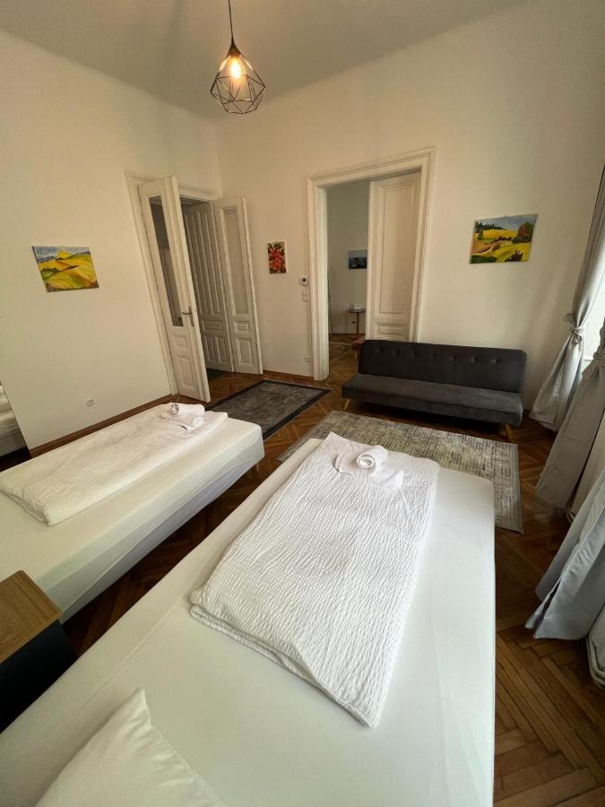 Apartamento Centrally-located Authentic Viena