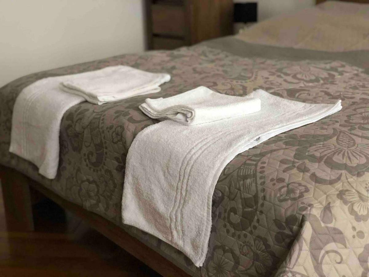 Centrally-located Authentic Apartamento *